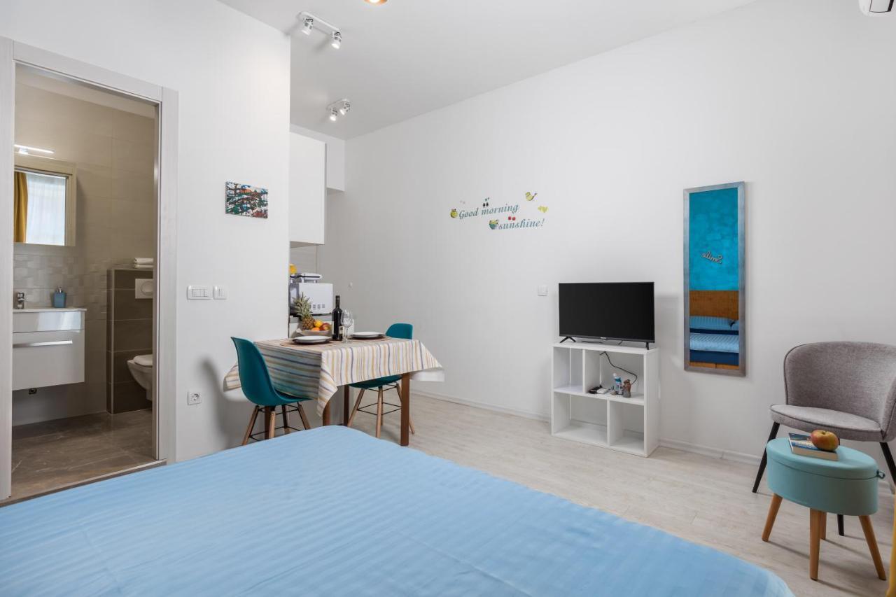 Studio Apartments Fran'S Rijeka Eksteriør billede