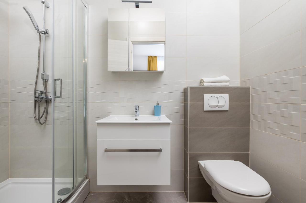 Studio Apartments Fran'S Rijeka Eksteriør billede