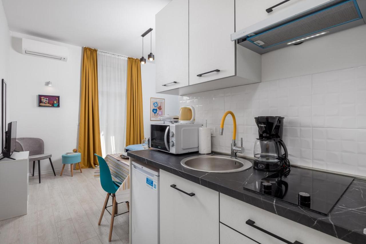 Studio Apartments Fran'S Rijeka Eksteriør billede