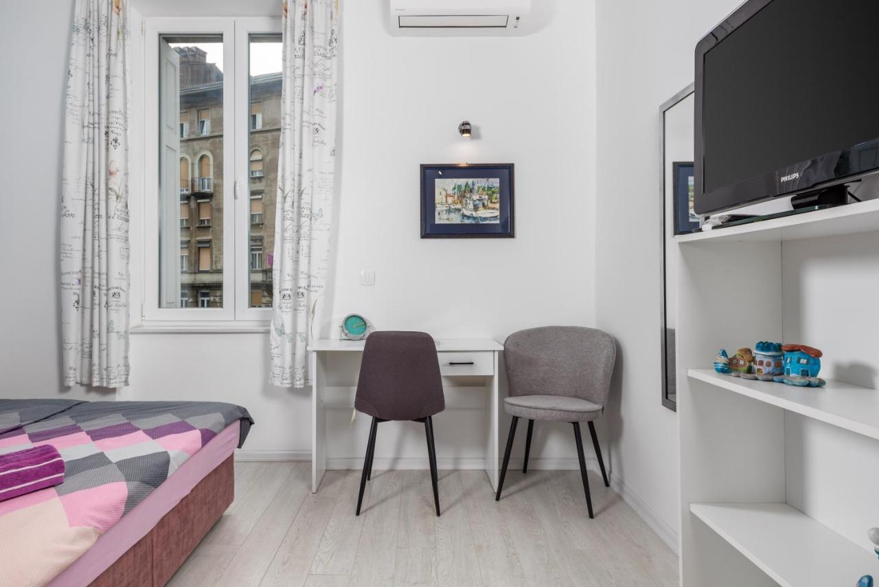 Studio Apartments Fran'S Rijeka Eksteriør billede